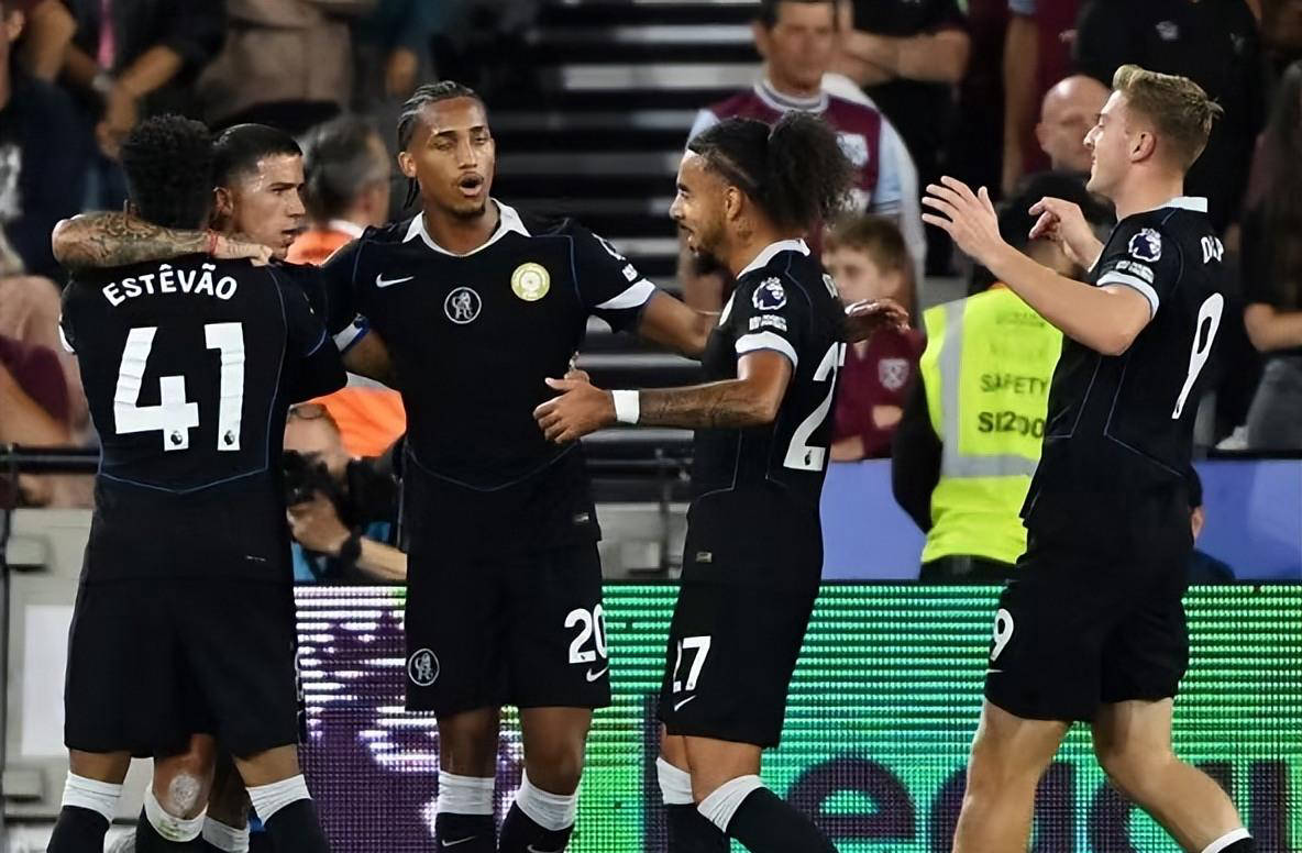 费兰染红的 费兰染红的