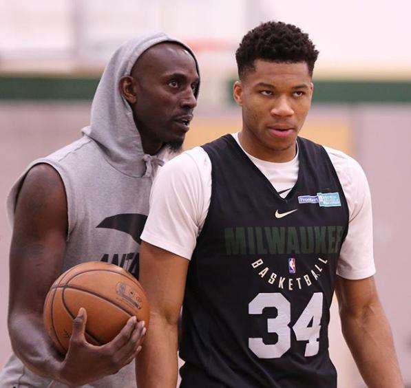 在离开母队 在离开母队