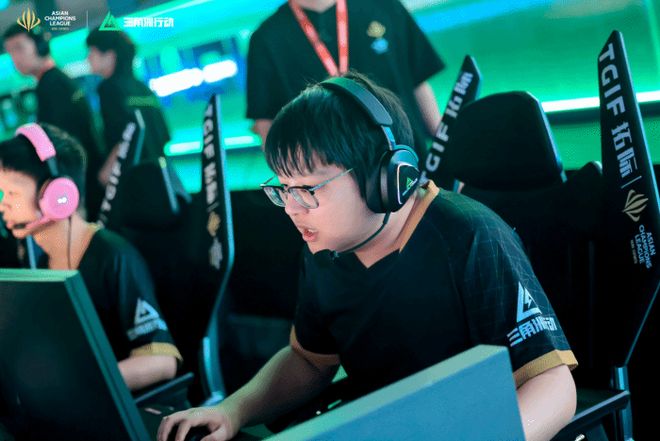 顶级职业联 顶级职业联