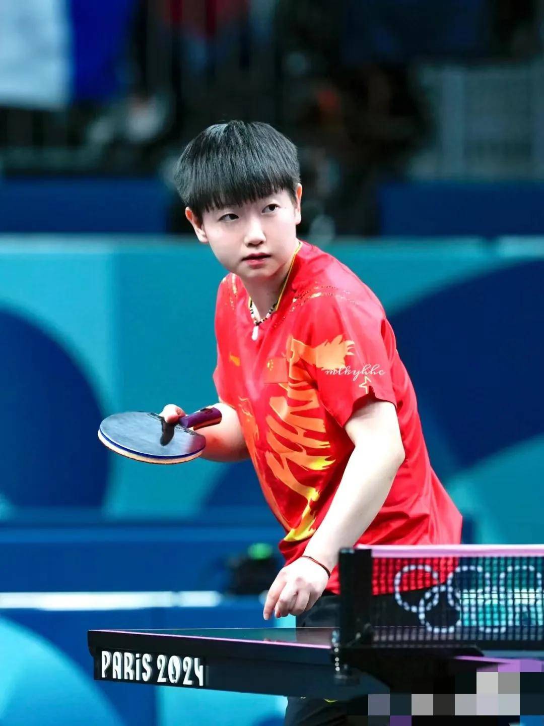 力求她能够 力求她能够